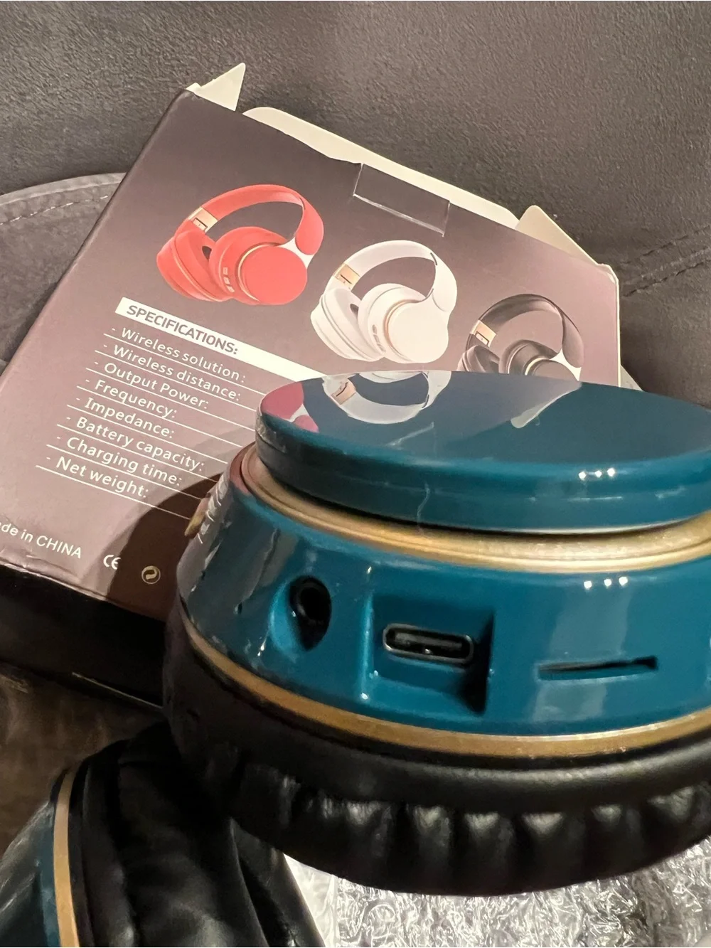 Wireless Over-Ear Headphones in Teal - Comfortable Bluetooth Audio NWT